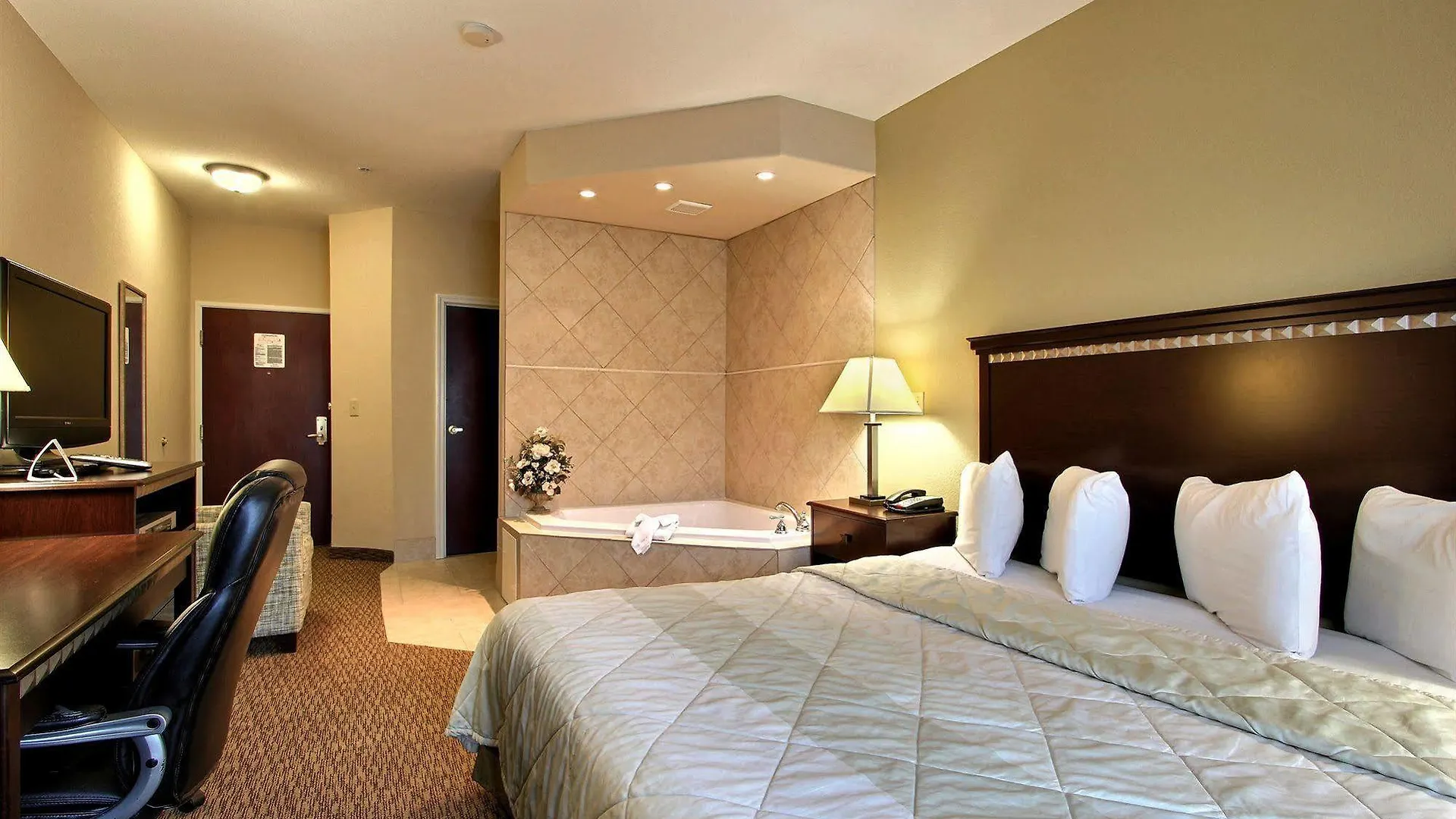 Magnolia Inn And Suites Pooler